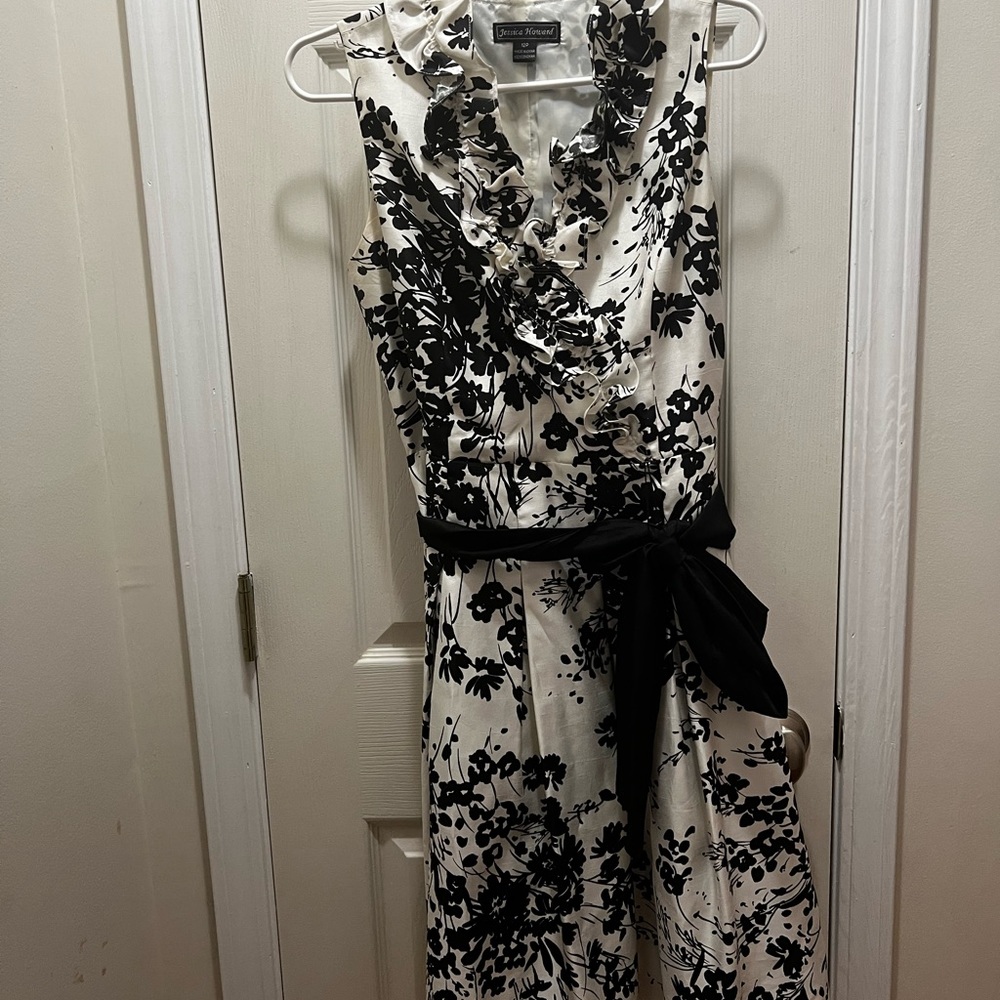 Jessica Howard Dress